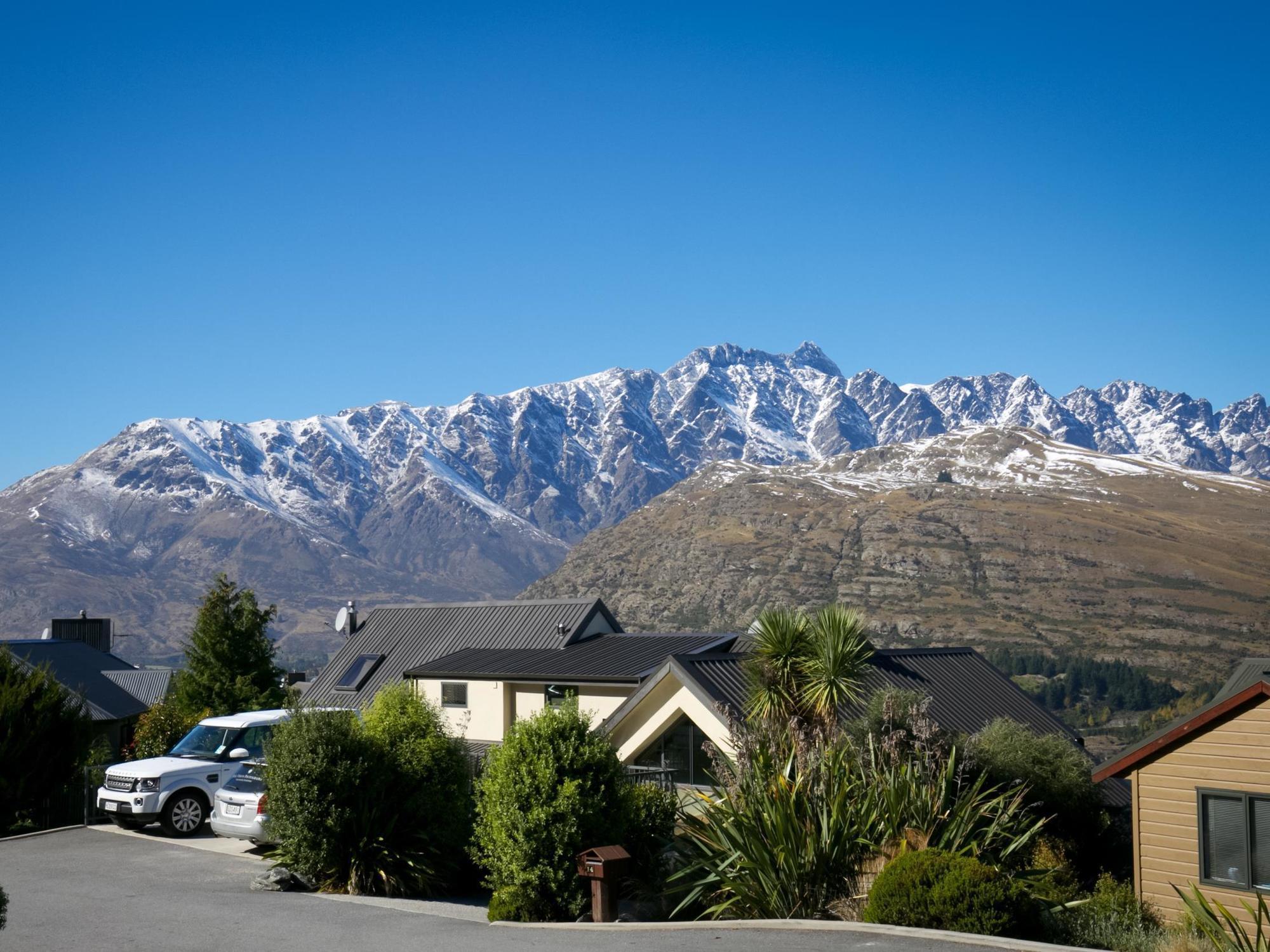 Alpine Suites Queenstown Exterior photo