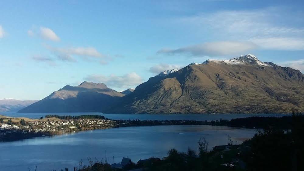 Alpine Suites Queenstown Exterior photo